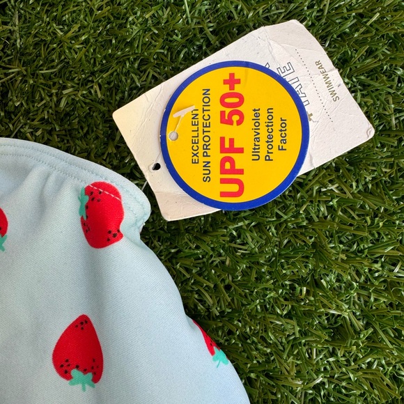 Tucker + Tate one piece strawberry swimsuit size 24 months New with tags - Picture 5 of 5